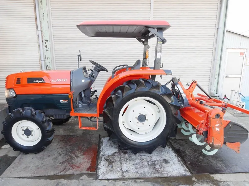 Kubota KL300
