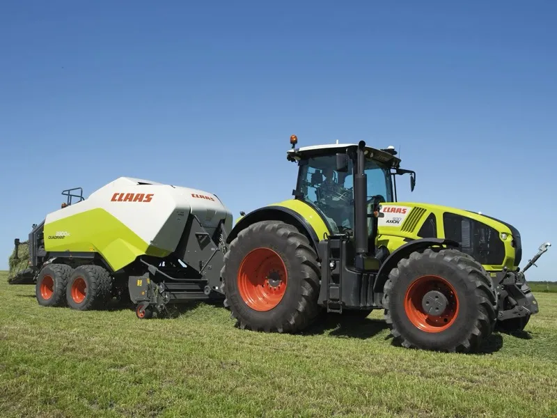 Claas AXION