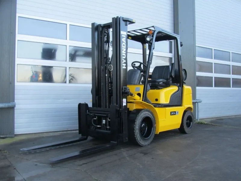Hyundai 30L