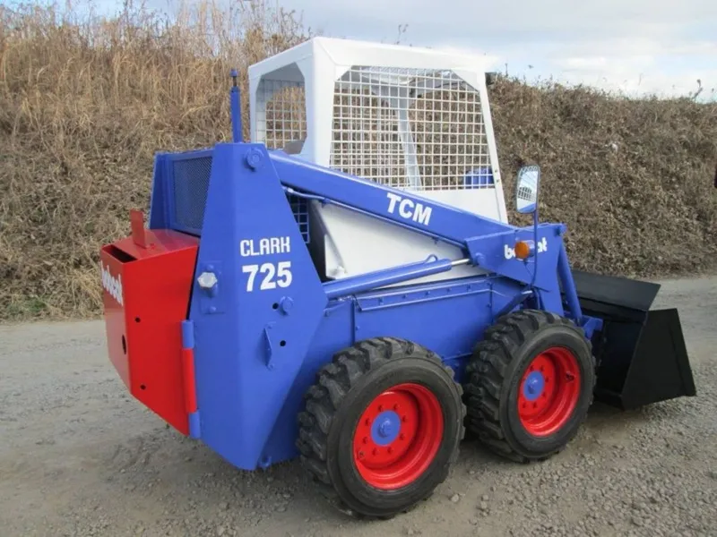 Bobcat 725